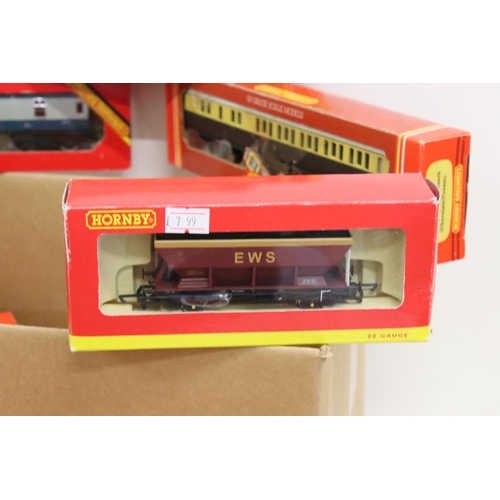 353 - 23 Boxed Hornby OO gauge items of rolling stock to include 44025 GWR Autocoach, R458 GWR Restaurant ... 