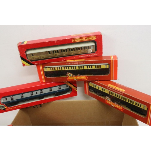 353 - 23 Boxed Hornby OO gauge items of rolling stock to include 44025 GWR Autocoach, R458 GWR Restaurant ... 