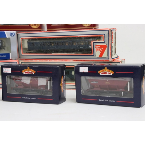 354 - 14 Boxed OO gauge item of rolling stock to include 4 x Bachmann, 3 x Lima, 3 x Airfix, 2 x Dapol, 1 ... 