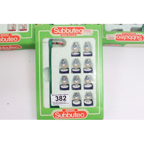 382 - Subbuteo - 10 Boxed LW Subbuteo teams to include Chelsea, QPR, Everton, Watford, Southampton, Luton ... 