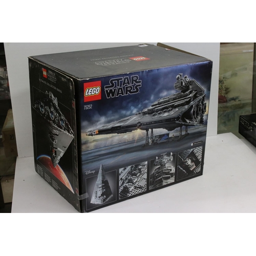 385 - Star Wars Lego - Boxed 75252 Ultimate Collectors Series Imperial Destroyer set, complete, previously... 