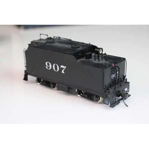 39 - Boxed Hallmark Models Inc HO gauge ATSF 9,000 Series 2-10-2 brass locomotive & tender made by Dong J... 