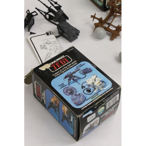 401 - Star Wars - Five original boxed Kenner Star Wars Return of the Jedi accessories to include Tri-Pod L... 