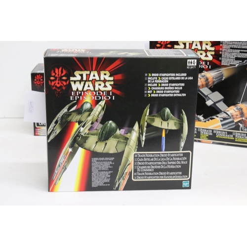 405 - Star Wars - Seven boxed Star Wars Episode One vehicles and playsets to include STAP & Battle Droid, ... 