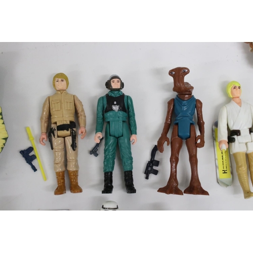 414 - Star Wars - 113 x loose original Kenner Star Wars action figures and accessories to include Luke Sky... 