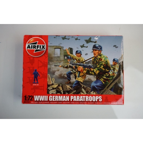 430 - 17 x Boxed and loose plastic model kits, both built and unbuilt, to include 7 x Airfix featuring H.M... 