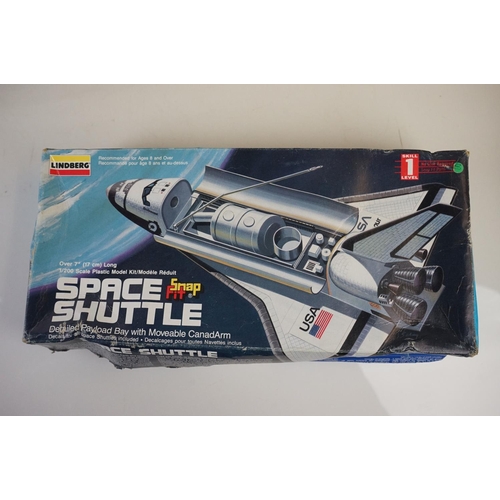 430 - 17 x Boxed and loose plastic model kits, both built and unbuilt, to include 7 x Airfix featuring H.M... 