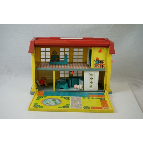 437 - Collection of Circa 60's-90's toys to include Fisher Price Children's Hospital, Toy Biz Battle Actio... 