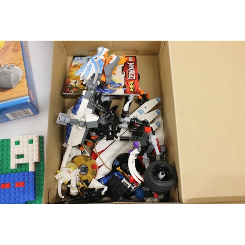 456 - Fived boxed Lego sets to include 5981 Raid VPR, 7594 Woody's Roundup, 7631 Dump Truck, 8084 Snowtroo... 