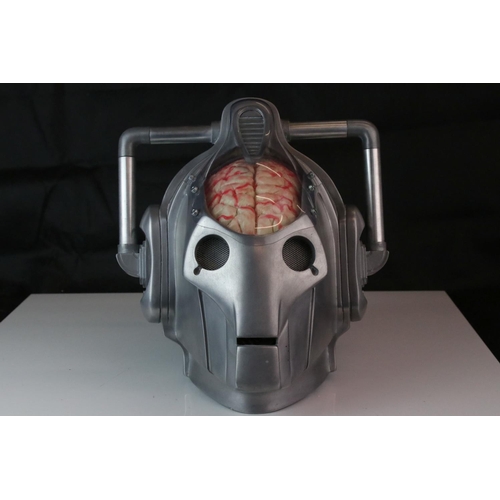 511 - BBC Doctor Who electronic Cyber Controller head mask, untested