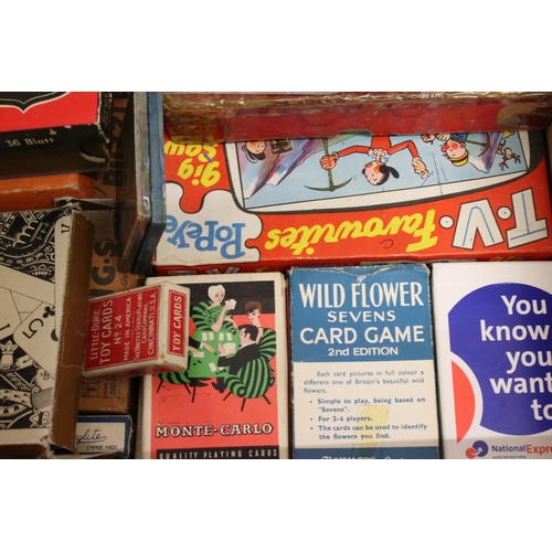 517 - Quantity of board games and card games to include Lexicon, Duo Golf, etc