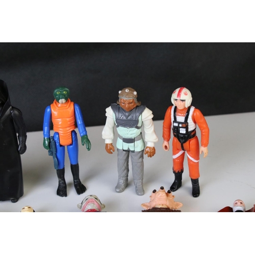 541 - Star Wars - 24 x Playworn original Kenner Star Wars action figures to include Han Solo, Darth Vader,... 