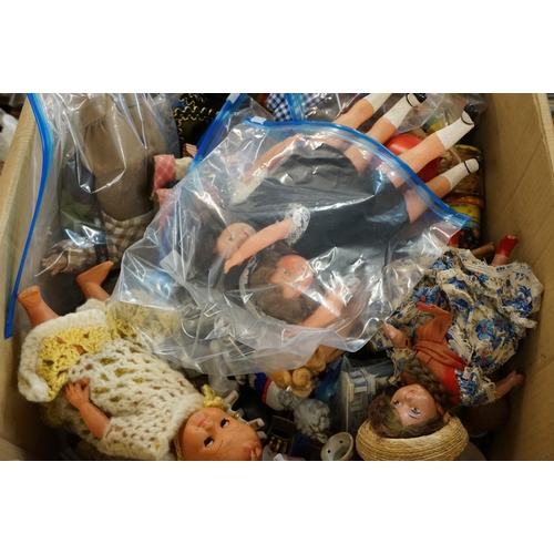 572 - Collection of vintage dolls and toys to include many plastic dolls featuring Peggy Nisbet, china fig... 