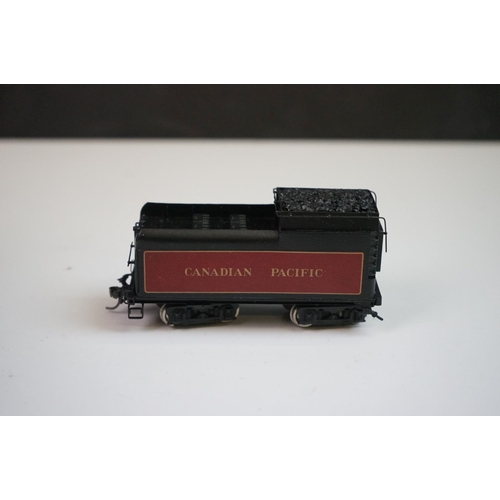 68 - Boxed VH Scale Models HO gauge CPR 4-4-4 Class F-1a Jubilee brass locomotive & tender, crafter by Sa... 