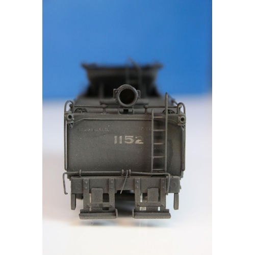 70 - Boxed Alco Models HO gauge S-120 New York Central System G-46h 2-8-0 brass locomotive & tender, made... 