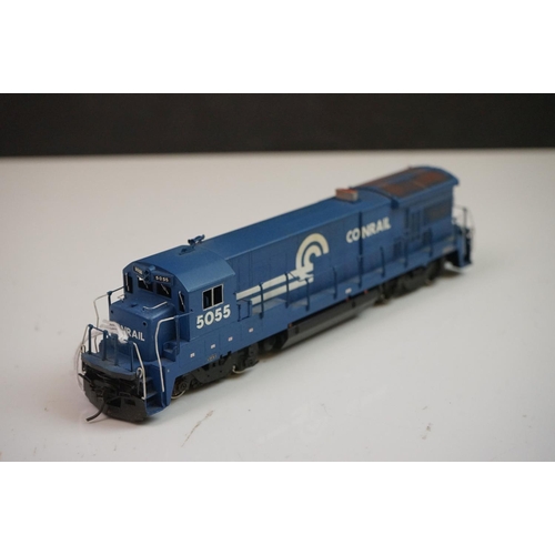 72 - Boxed E & P Associates GE B36-7 painted Conrail brass locomotive by Samhongsa (Korea), appearing exc... 