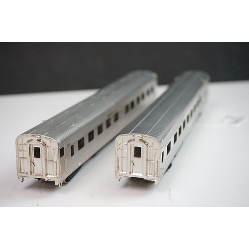 74 - Boxed Nickel Plate HO gauge CZ Pullman Roomette brass rolling stock set made by KMT (Japan), both un... 