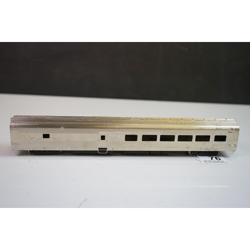 76 - Boxed Nickel Plate HO gauge Dome Coach brass rolling stock set made by KMT (Japan), both unpainted &... 