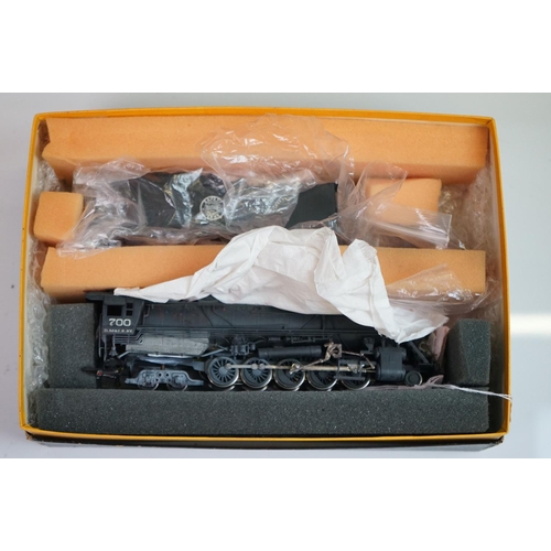 80 - Boxed Nickel Plate Products HO gauge DM & IR 2-10-4 brass locomotive & tender, KMT (Japan), painted,... 