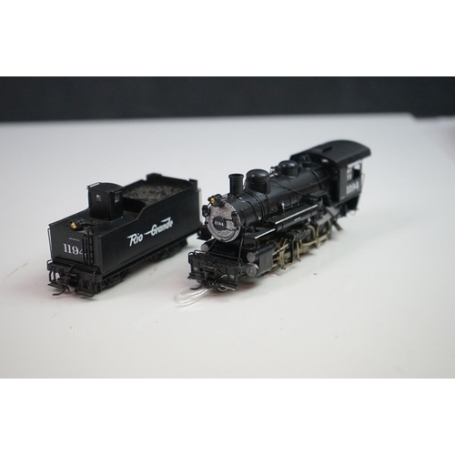 87 - Boxed Trains Inc TID D8 RGW C-48 2-8-0 brass locomotive & tender, painted, appearing excellent, gd b... 