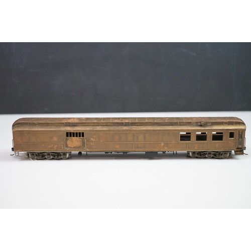 270 - Four boxed E Suydam & Co HO Railroad Equipment RR-5 Baggage Car brass models, one without bogies, ot... 