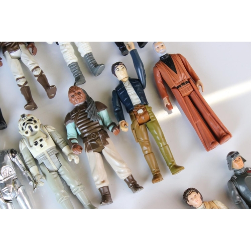 364 - Star Wars - 16 Original figures to include Darth Vader, C3PO, R2D2, Han Solo etc, play worn plus ano... 