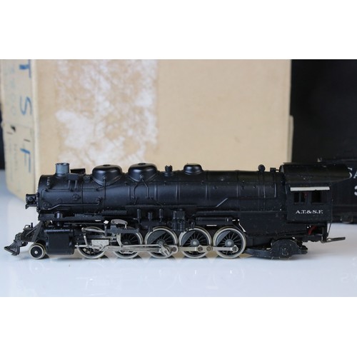 298 - NorthWest Short Line Toby HO gauge ATSF 2-10-2 3859 brass locomotive & tender (Japan), painted, appe... 