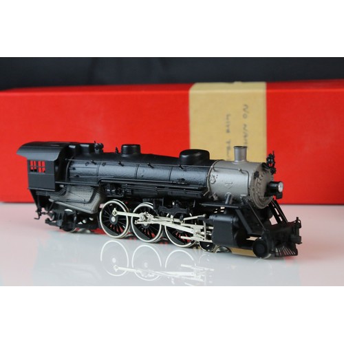 302 - Two Ho gauge brass locomotive & tenders to include Samhongsa Union Pacific 2311 2-8-2 and an unmarke... 