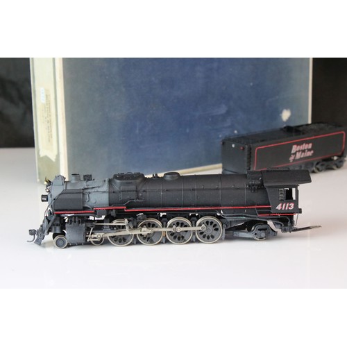 303 - Boxed Olympia HO gauge Boston & Maine Class R1-d 4-8-2 4113 locomotive & tender, painted, appearing ... 