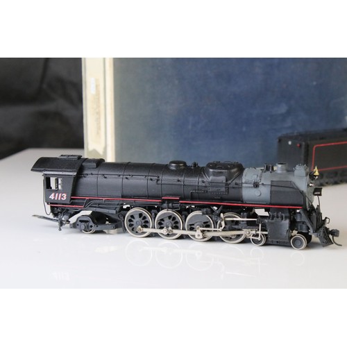 303 - Boxed Olympia HO gauge Boston & Maine Class R1-d 4-8-2 4113 locomotive & tender, painted, appearing ... 