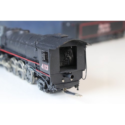 303 - Boxed Olympia HO gauge Boston & Maine Class R1-d 4-8-2 4113 locomotive & tender, painted, appearing ... 