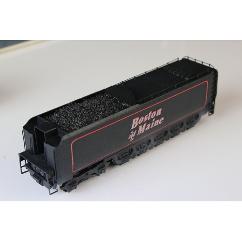 303 - Boxed Olympia HO gauge Boston & Maine Class R1-d 4-8-2 4113 locomotive & tender, painted, appearing ... 