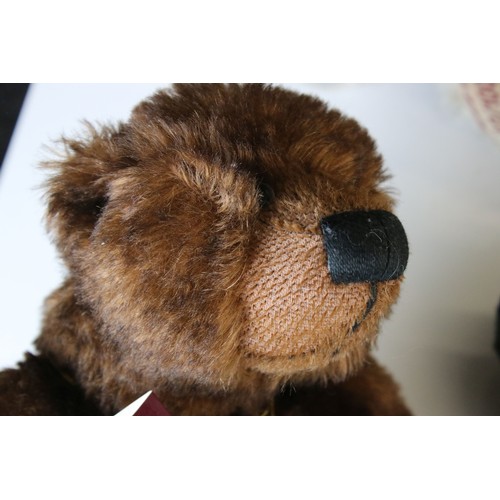 583 - Four collectors bears in vg condition with tags to include Hermann Teddy Urjunde, 50cm, Dean's Rag B... 