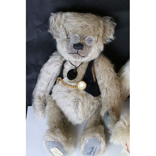 583 - Four collectors bears in vg condition with tags to include Hermann Teddy Urjunde, 50cm, Dean's Rag B... 