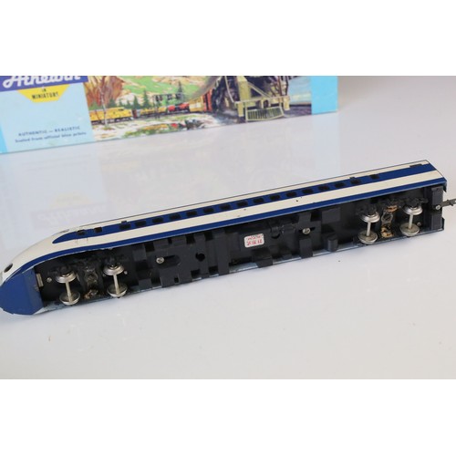 305 - KTM HO gauge American Railroads two part brass locomotive set, painted, appearing good overall, with... 