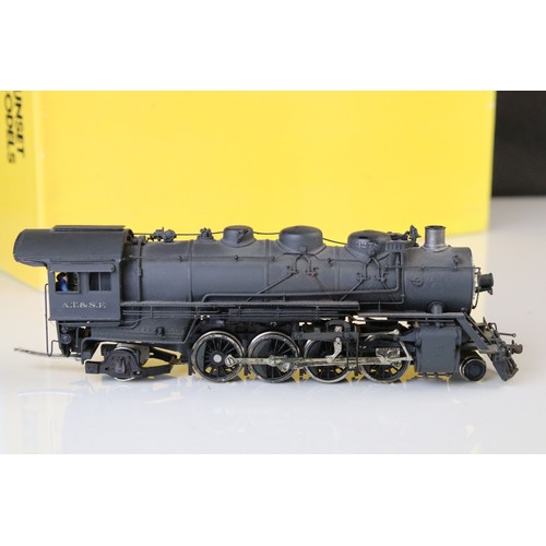 311 - Boxed Sunset Models HO gauge Santa Fe 2-8-2 3278 brass locomotive & tender, painted, appearing excel... 