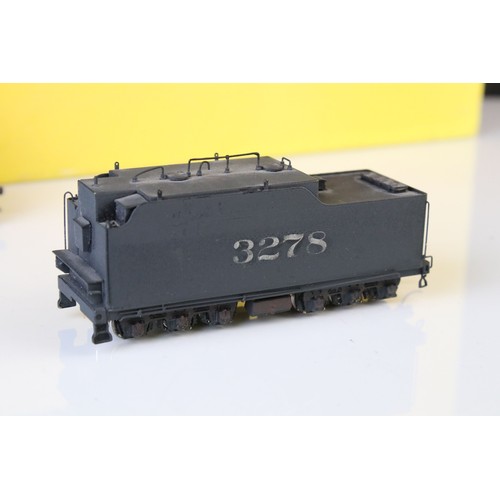 311 - Boxed Sunset Models HO gauge Santa Fe 2-8-2 3278 brass locomotive & tender, painted, appearing excel... 