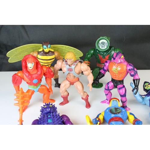 384 - Eight original Mattel Masters of the Universe figures to include He Man, Skeletor, Buzz Off, Spikor,... 