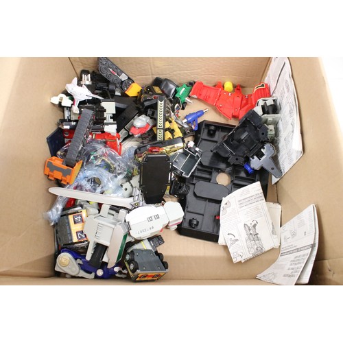 465 - Collection of playworn Namco Power Rangers Zords featuring Thunderzord, Delta Megazord, etc, plus a ... 