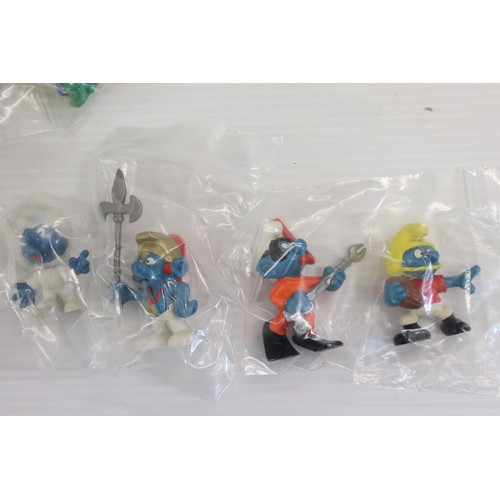 475 - 200 + Playworn Smurf figurines, to include Schleich, Peyo, Bully, etc, plus Windsurfer, Snail & Wago... 