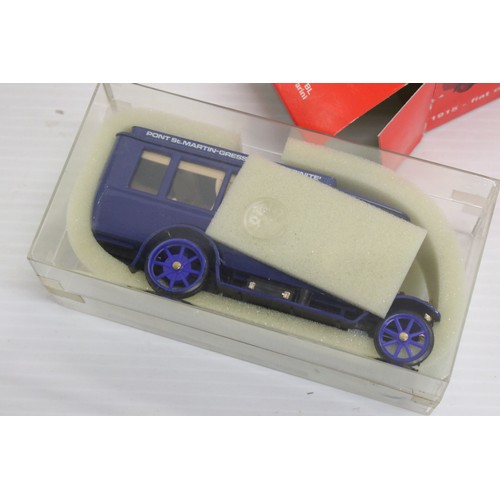 1162 - 10 x Boxed diecast models to include 4 x Siku featuring 3121 Linienbus and 3 x 3814 MB-Reisebus, 2 x... 