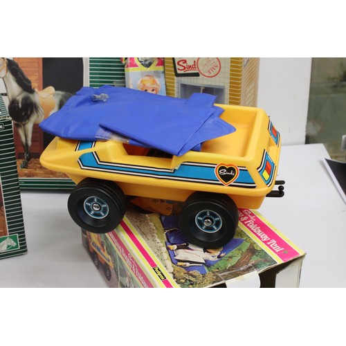 578 - Seven boxed Pedigree Sindy items to include 44713 doll, Camping Buggy & Foldaway Tent, Armchair, Sho... 