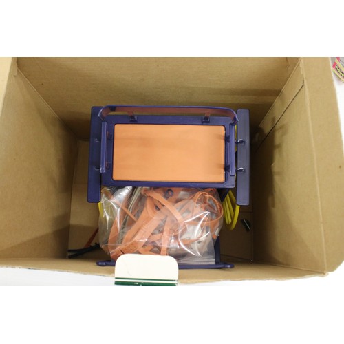 578 - Seven boxed Pedigree Sindy items to include 44713 doll, Camping Buggy & Foldaway Tent, Armchair, Sho... 