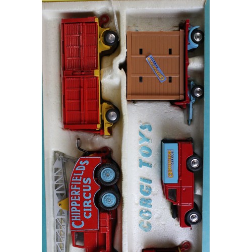 1295A - Boxed Corgi Major No 23 Chipperfields Circus Models Gift Set, complete and vg, grubby box but gd ove... 