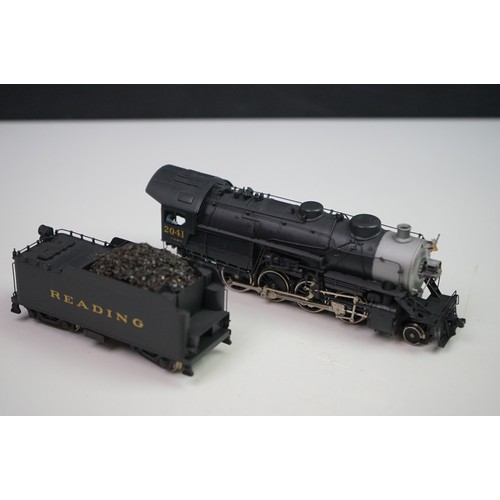 218 - Boxed Gem Models HO gauge MO-101 RDG 110S 2-8-0 2041 brass locomotive & tender (Japan), painted, app... 