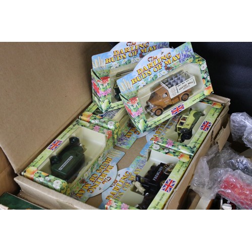 1287 - 35 x Boxed diecast models to include 33 x Lledo featuring Days Gone, Darling Buds of May, Vintage Co... 