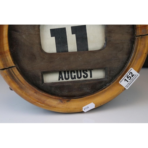 152 - Late 19th / Early 20th Wooden Cased Circular Perpetual Wall Calendar with apertures for day, date an... 