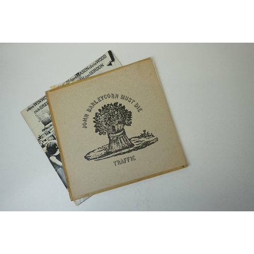 135 - Vinyl - Five Traffic LPs to include John Barleycorn Must Die ILPS9116 pin 'i' label, sleeve split to... 