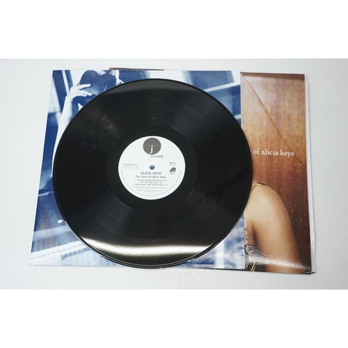 27 - Vinyl - Three contemporary Pop / Alternative LPs to include Goldfrapp Super Nature STUMM250 00946336... 