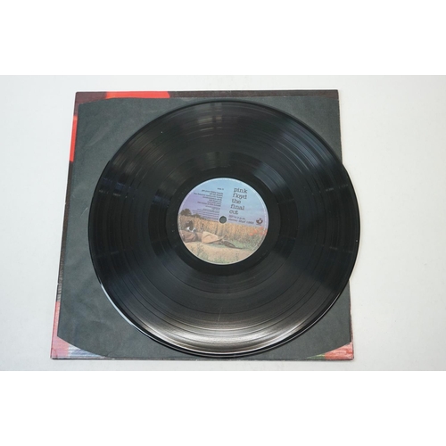 29 - Vinyl - Pink Floyd 2 LP's to include Animals (SHVL 815) gatefold sleeve, no barcode printer credit, ... 